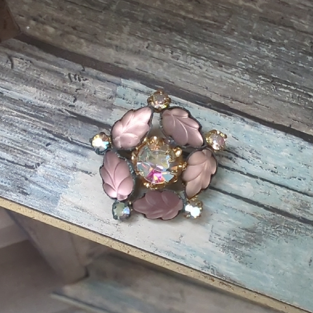 Vintage Auroras Borealis Watermelon Rhinestone brooch pin